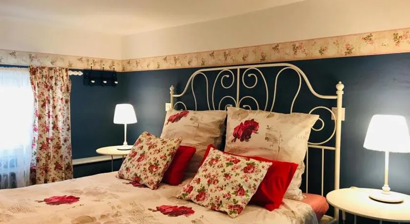 Chrysa's Holiday Apartment - Image 1