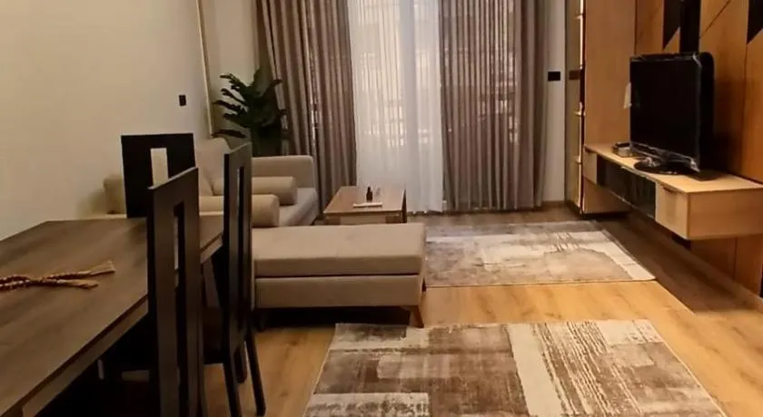Cheap and Fancy apartment - Image 1