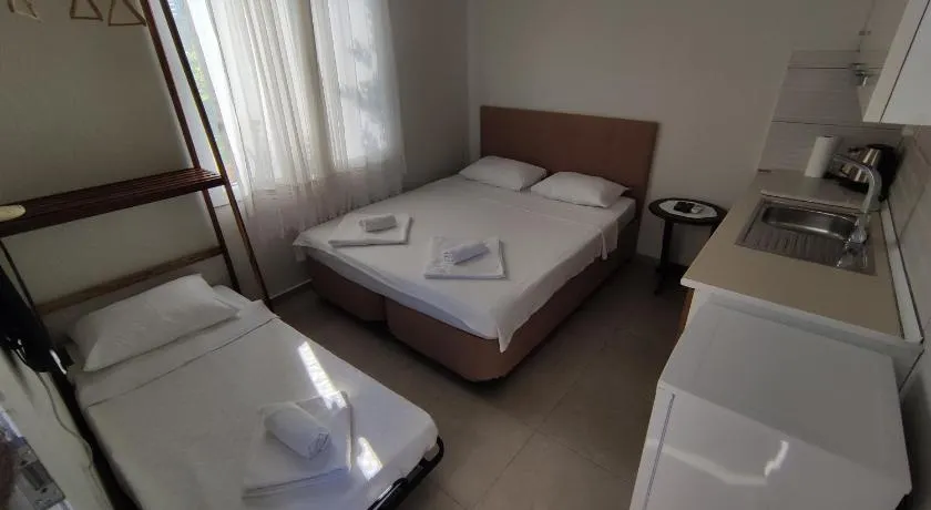 Villa Rain Bahce Suit Oda - Image 1