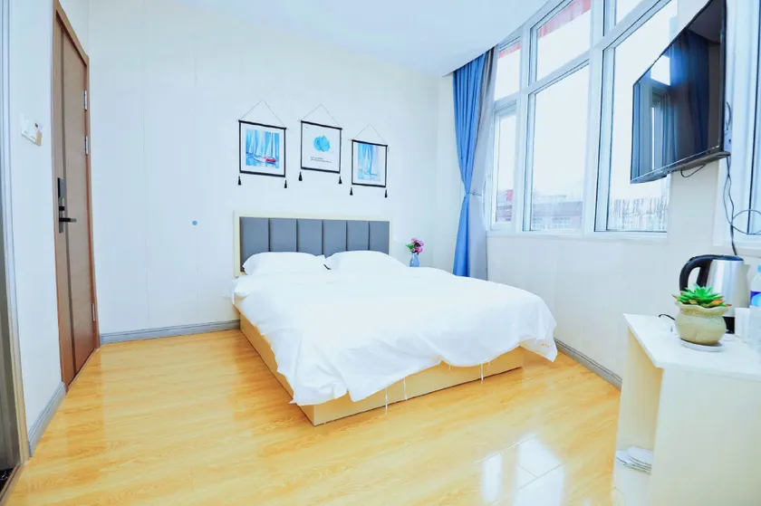 Qiyue Express Hotel - Image 1
