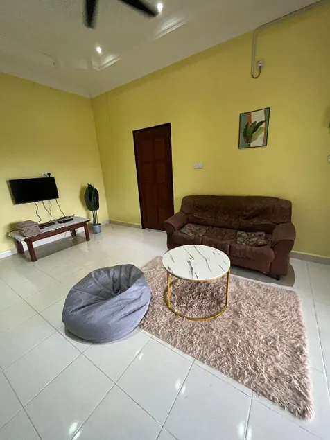 PUTEH VILLA 4 Bedroom - Image 1