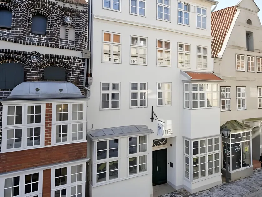 einzigartig - Das kleine Hotel im Wasserviertel - Image 1
