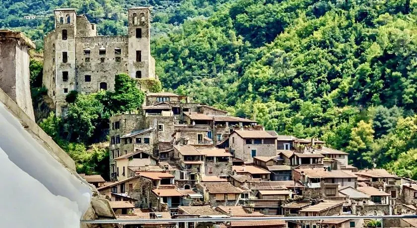 Al Castello - Image 1