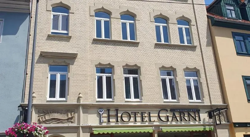 Hotel Garni " Am Domplatz" - Image 1