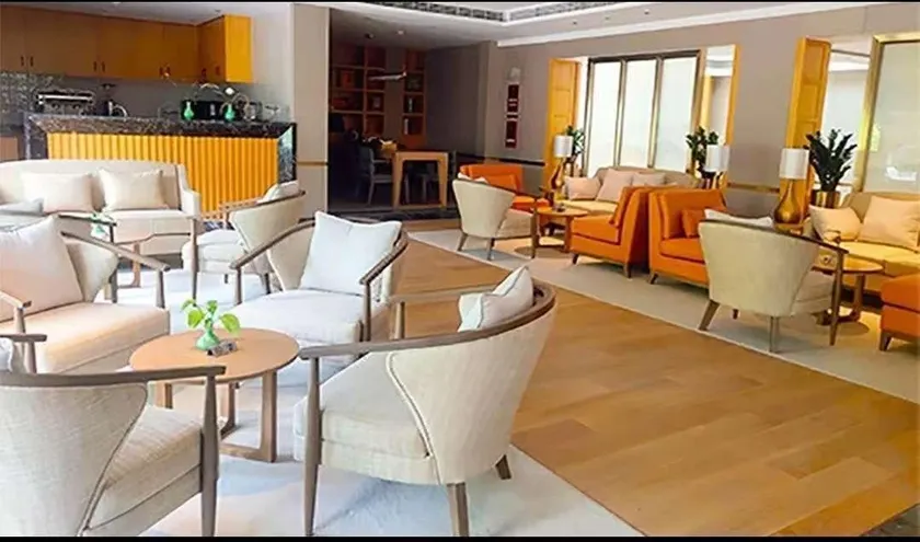 Quzhou Hotel - Image 1