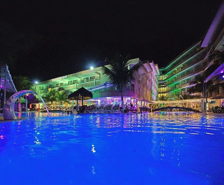 Esmeralda Praia Hotel - Image 1