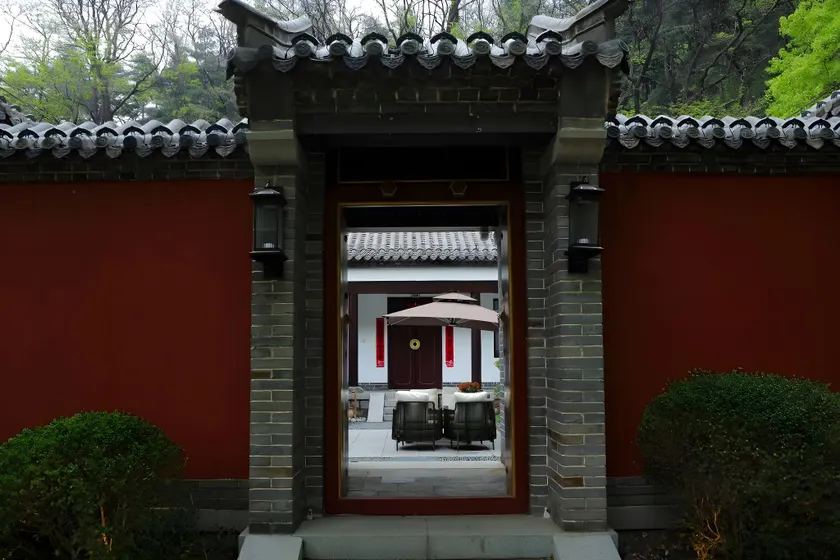 Floral Hotel Shanshe Taohuayuan Homestay Taishan Scenic Area Taohuayuan Cableway - Image 1