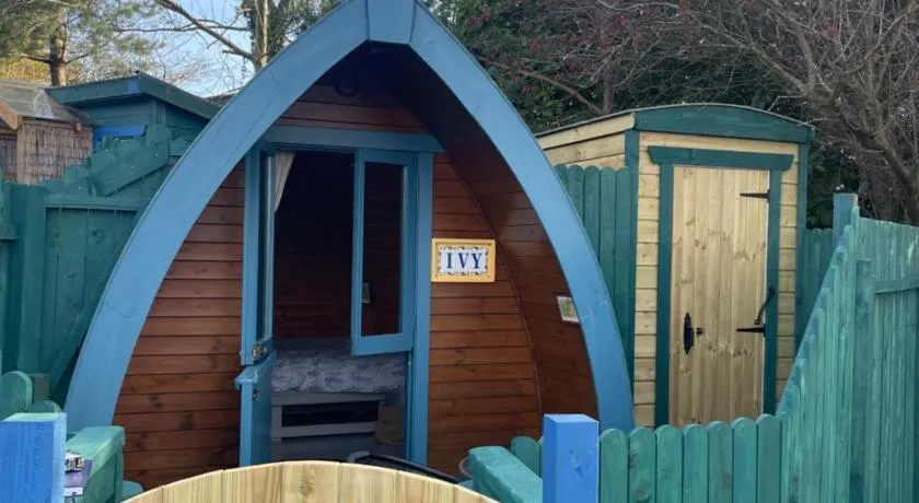 Glamping in the 2nd Field - Image 1