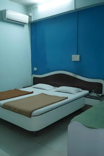 Hotel Rajesh - Image 1