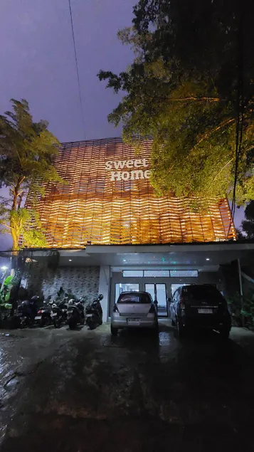 GuestHouse Sweethome Syariah Banjarbaru - Image 1