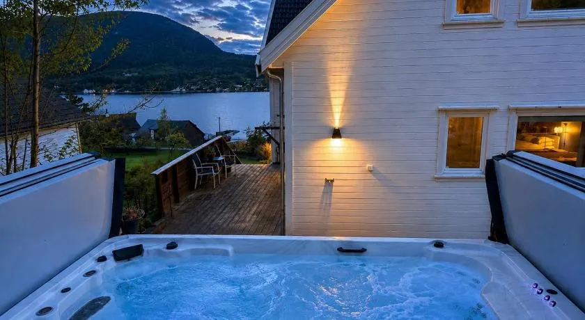 Scenic fjord home with terrace, minutes from Pulpit Rock - Image 1