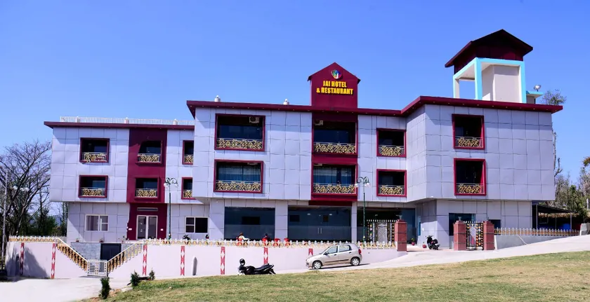 Jai Hotel and  Restaurant - Image 1