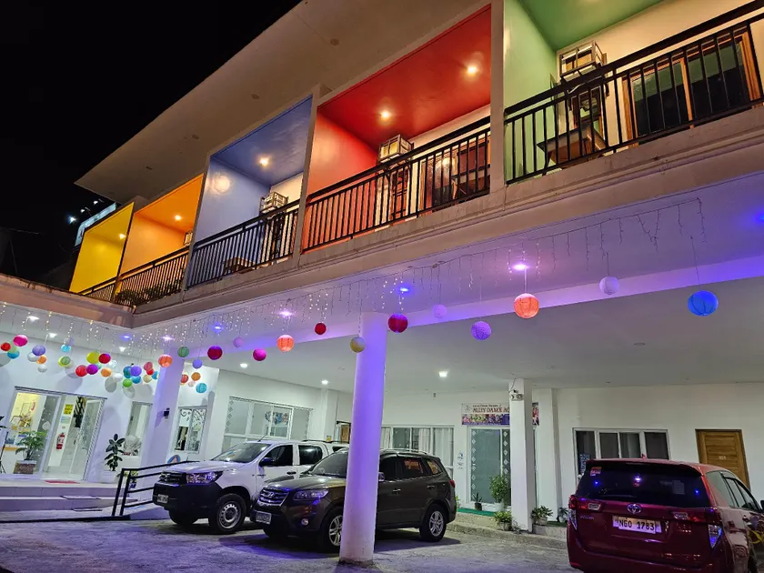 Alleyhub Condotel - Image 1