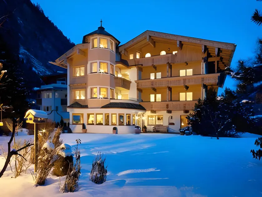 Hotel Garni Glockenstuhl - Image 1