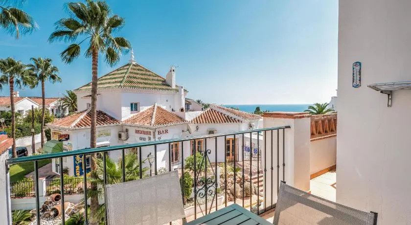 Stunning apartment at Burriana beach, Nerja - Image 1