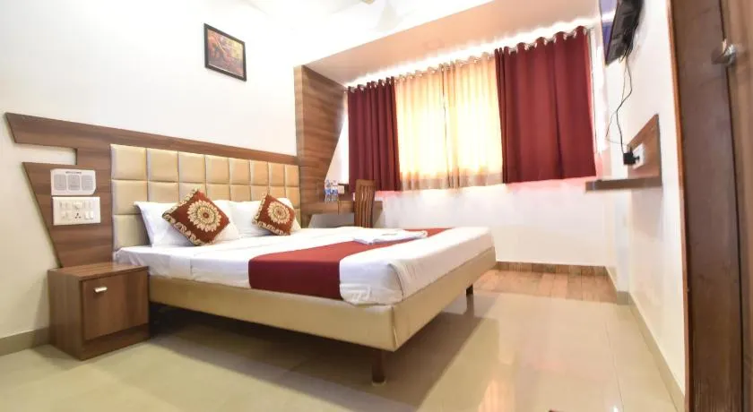 Hotel Krishna Leela kamothe - Image 1