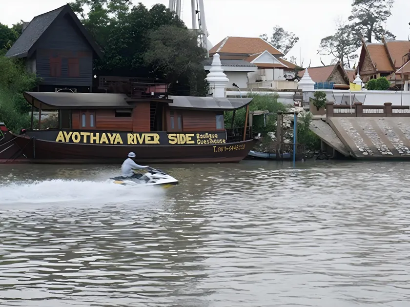 Ayothaya Riverside House - Image 1