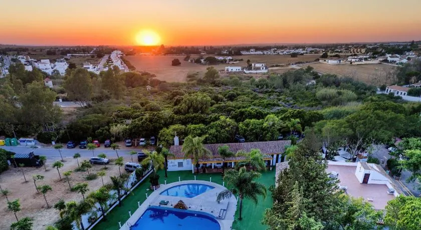 Bungalows & Glamping Conil Playa - Image 1