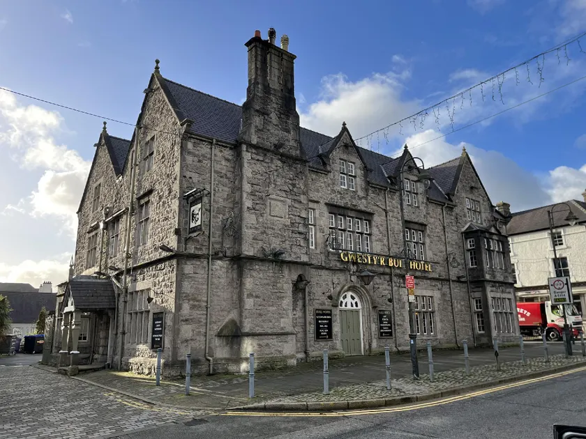 The Bull Hotel - Image 1