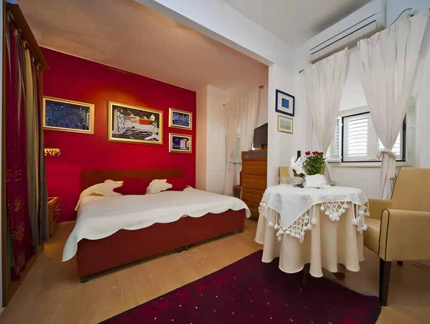 Old Town City Center Apartments  - Image 1
