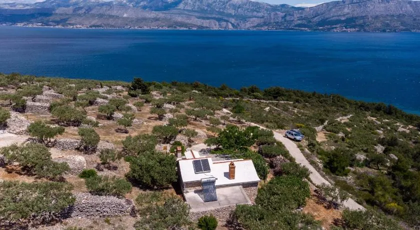 Fischerhaus am Meer Bucht Vela Lozna, Brac (K-13332) - Image 1