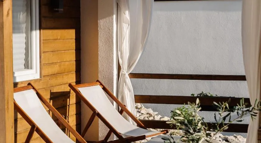 Nature House with a wooden porch - Pasika, house Tonka - Image 1