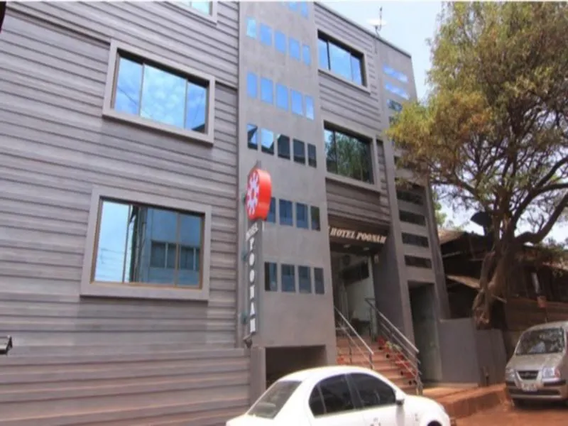 Hotel Poonam - Image 1