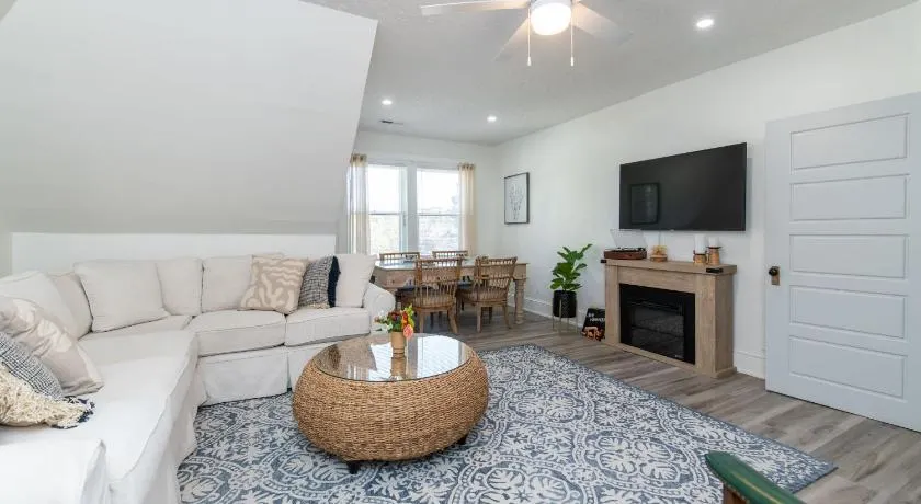 Loft on Capital - Ideally located to Distilleries - Image 1
