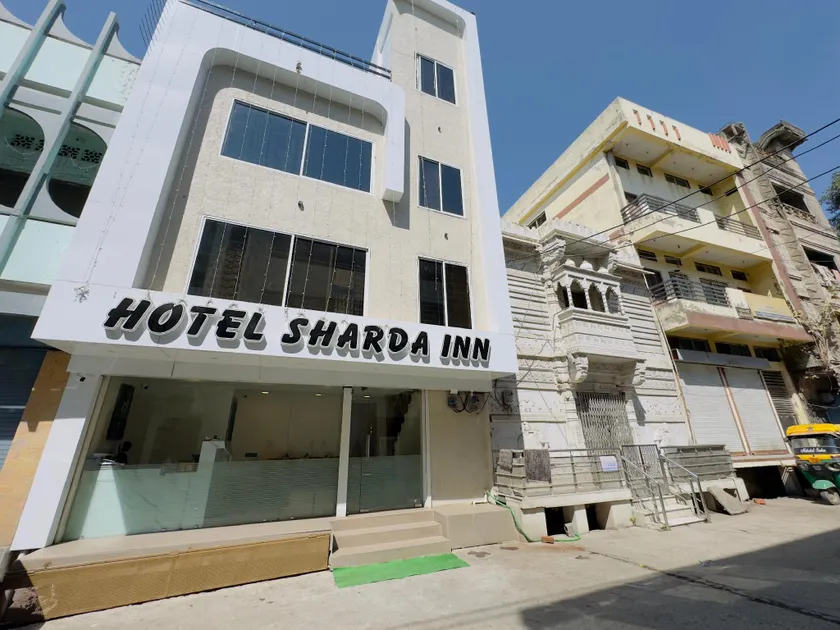 Hotel Sharda Inn - Image 1