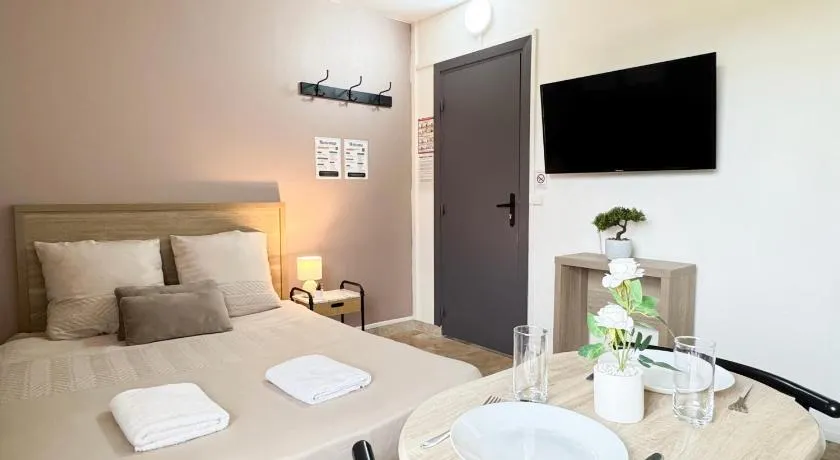 Studio Platanes 3 - Proche Disneyland - Parking gratuit - Meaux - Image 1