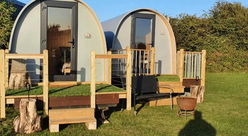 "PONY POD" at Nelson Park Riding Centre Ltd - GLAMPING POD also available the fox pod and Trailor Escapes- BIRCHINGTON, RAMSGATE, BROADSTAIRS MARGATE - Image 1