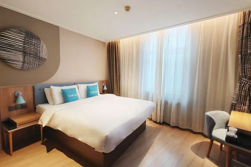 Home Inn Neo - Dalian Development Zone Light Rail Station Wanda Plaza Branch - Image 1