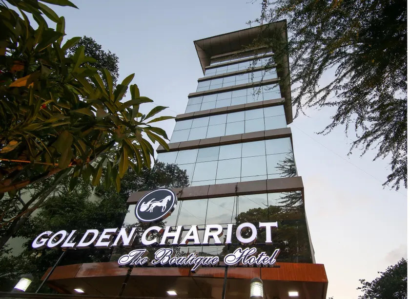 Golden Chariot The Boutique Hotel, Andheri - Image 1
