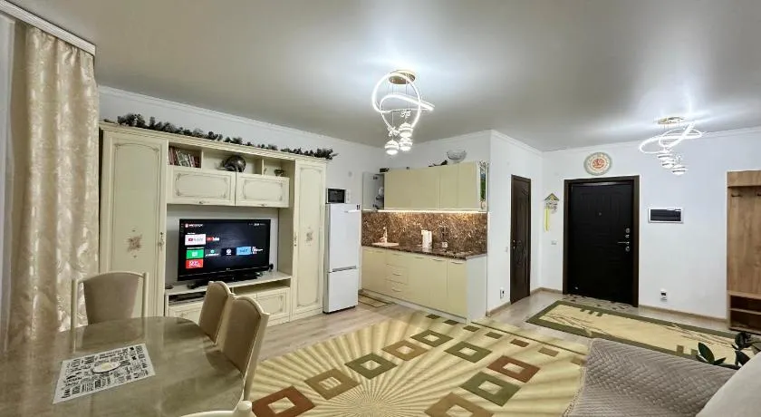 Raduga West 'Pearl' Apartment - Image 1
