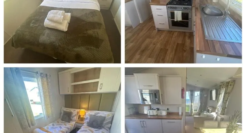 The Brend - Seaview holiday home - Image 1