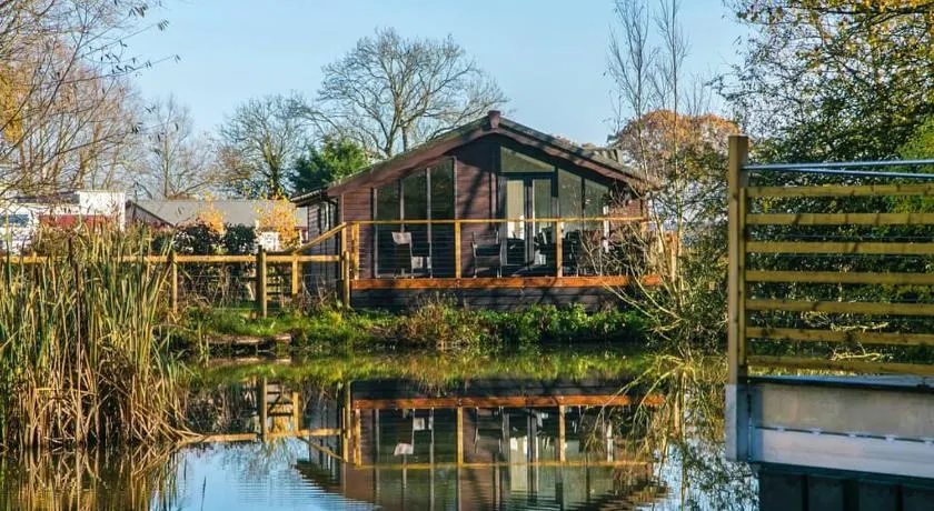 Fairwood Lakes Holiday Park - Image 1