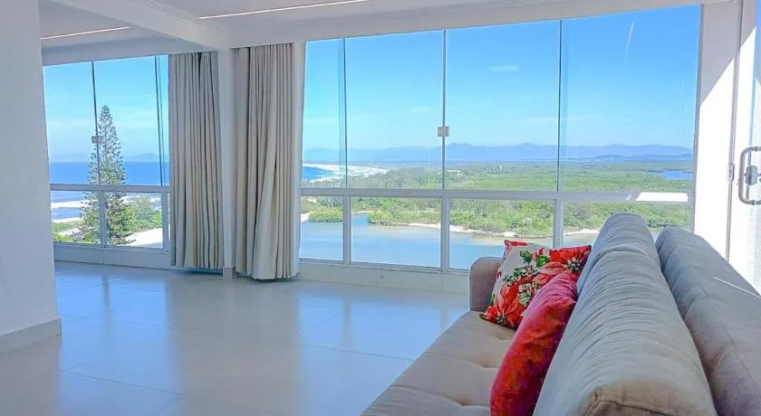 Cobertura com vista panorâmica, piscina, garagem e churrasqueira - Image 1