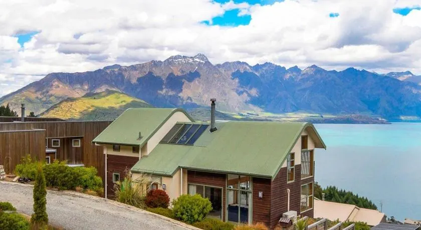 Ruby's Fernhill Vista - Image 1