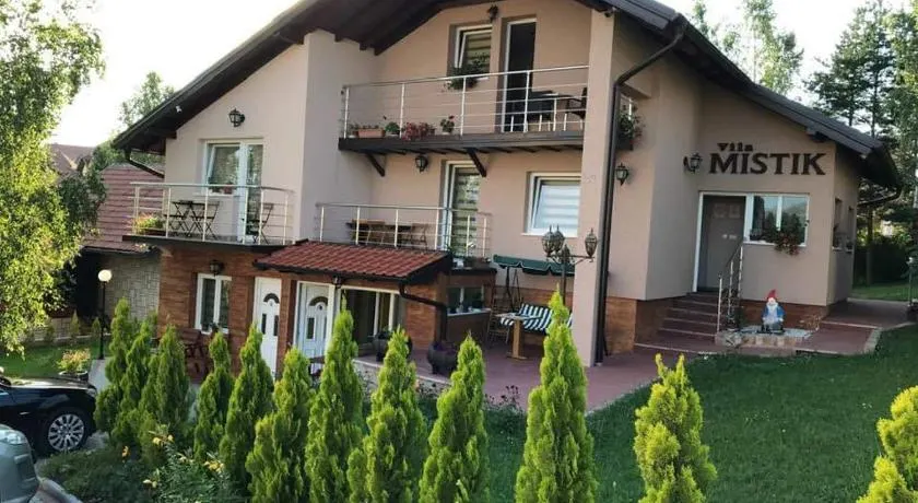 Vila Mistik - Image 1