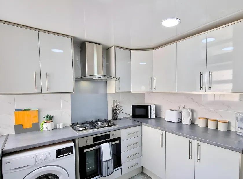 Cleaver House - Image 1