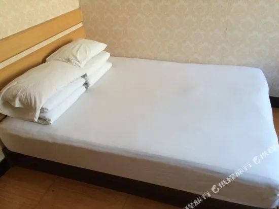 Kaitai Hotel - Image 1