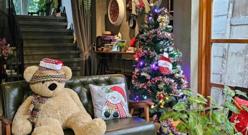 Hansa Bangkok House - Image 1