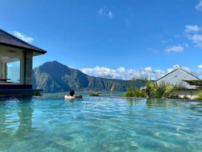 Batur Green Hill and Hot Spring - Image 1