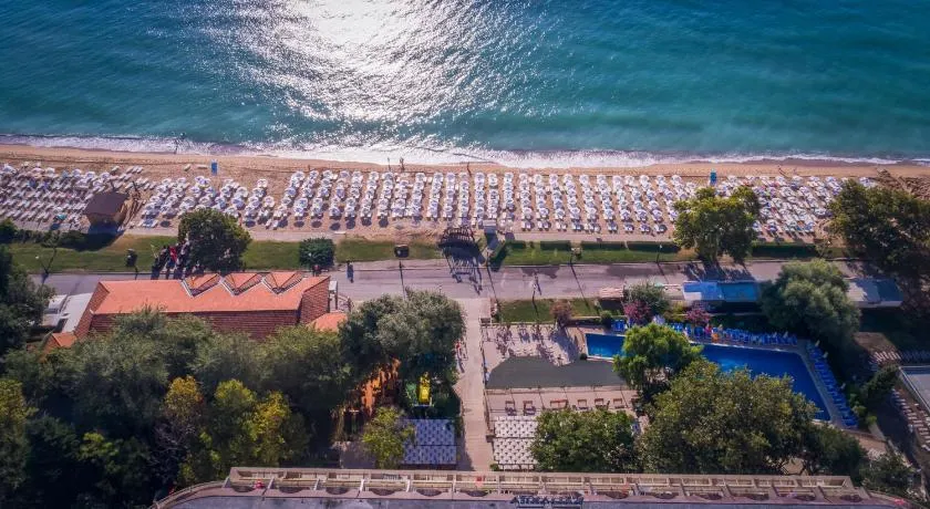 ELPIDA Hotel - All Inclusive & Beach Front - Image 1