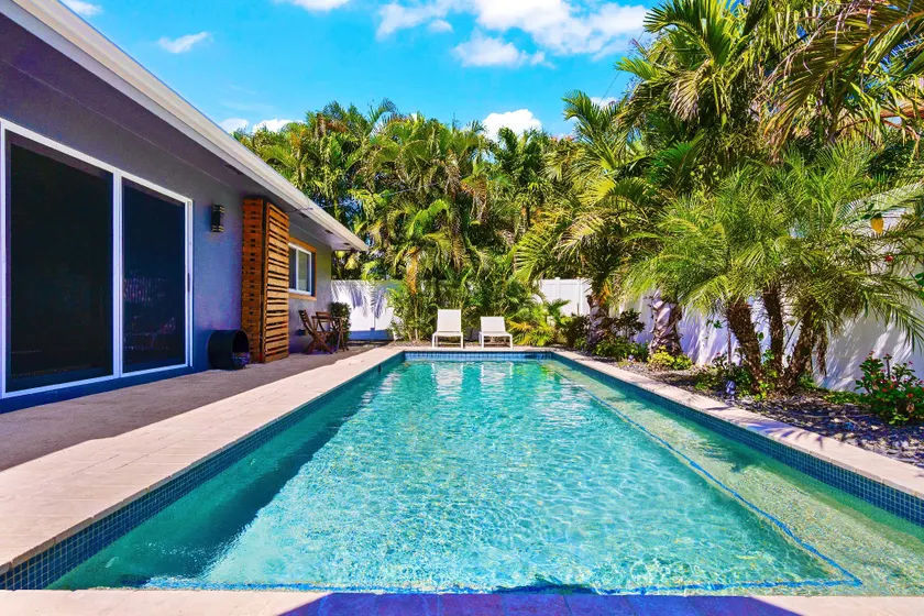 Grande maison entièrement équipée avec jardin, barbecue et piscine privée | Avec animaux admis - Image 1