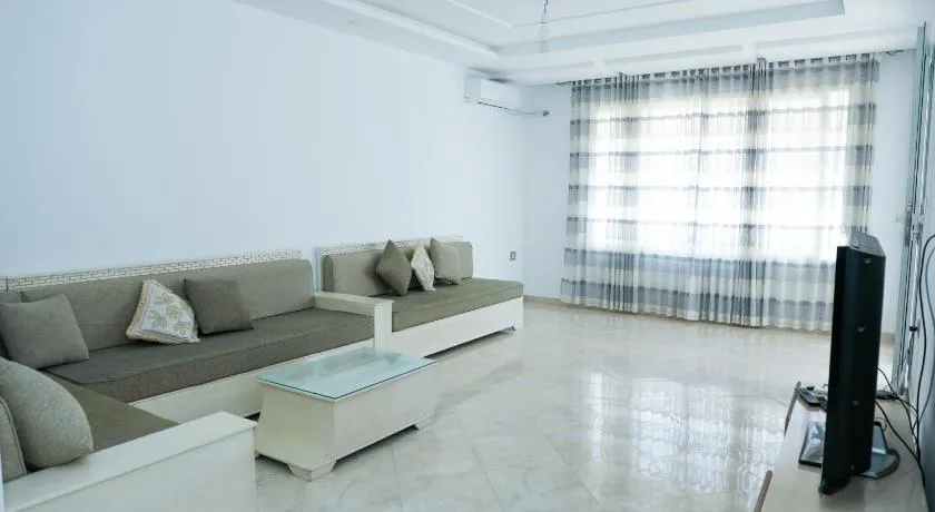 Joli Appartement S2 neuf de standing Kelibia - Image 1