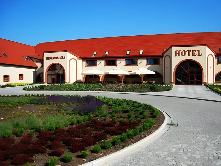 Hotel Pałac Krotoszyce Basen&Spa - Image 1