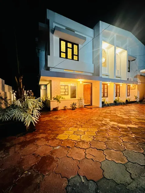 Fleur Haus - Image 1