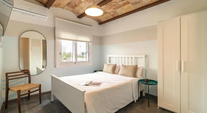 Collblanc Apartment by Olala Homes - Image 1