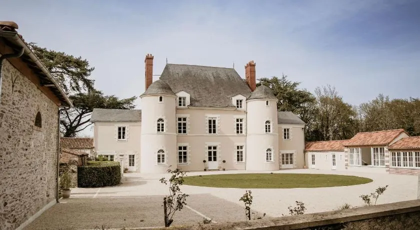 Domaine de La Mazure - Image 1
